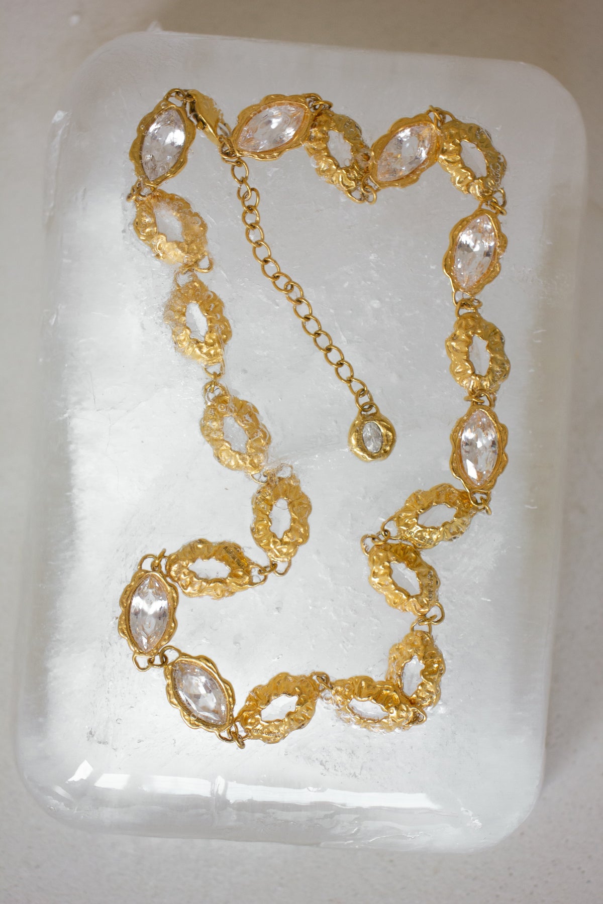 HIELO COLLECTION