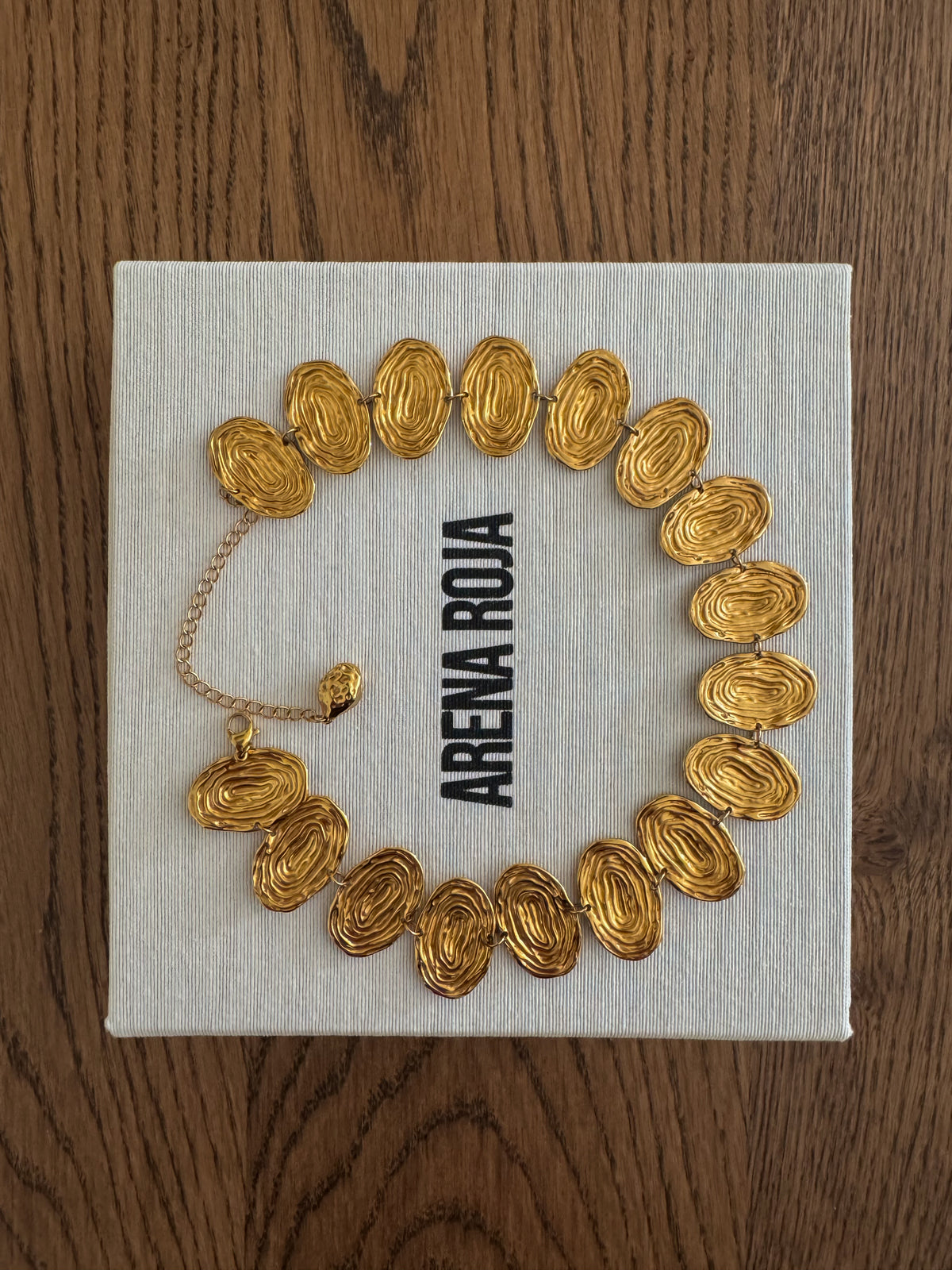 EL OLEAJE NECKLET