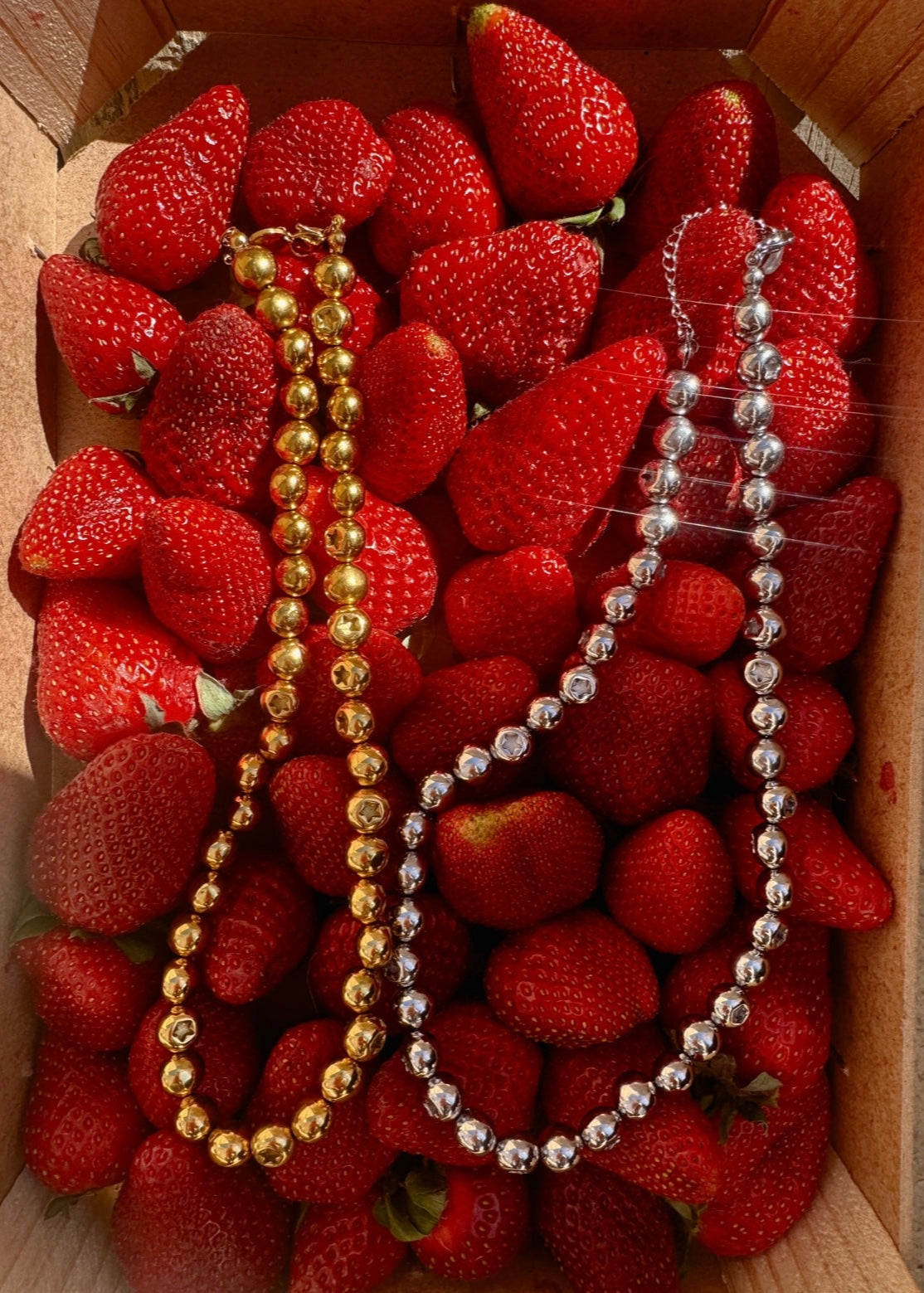 LOS ARÁNDANOS NECKLACE