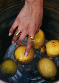 CASTANEA RING