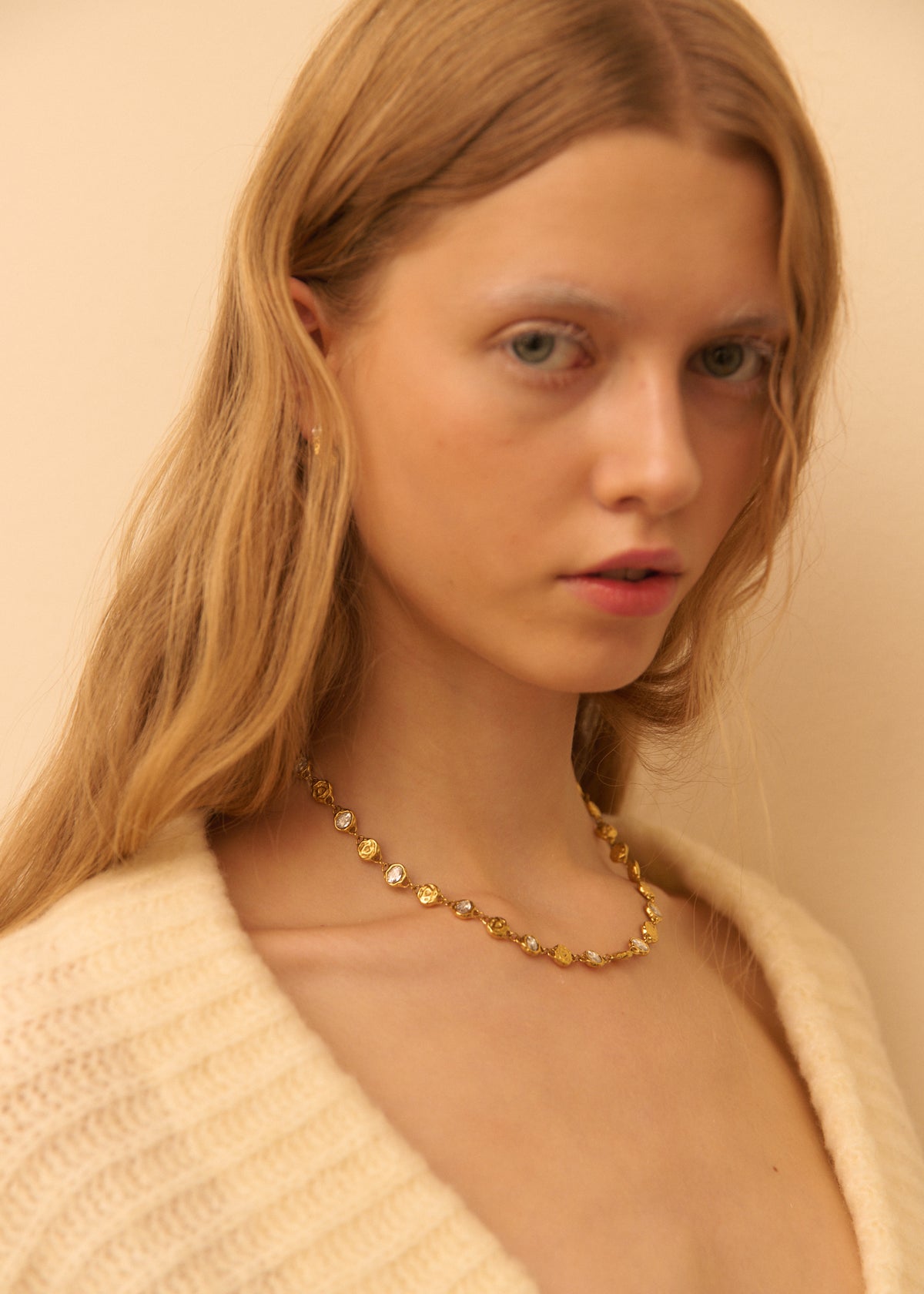 EIRA NECKLACE