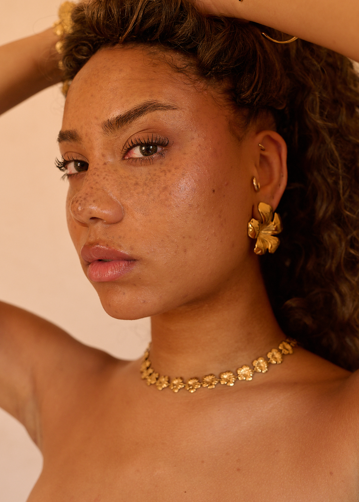 LEI NECKLACE