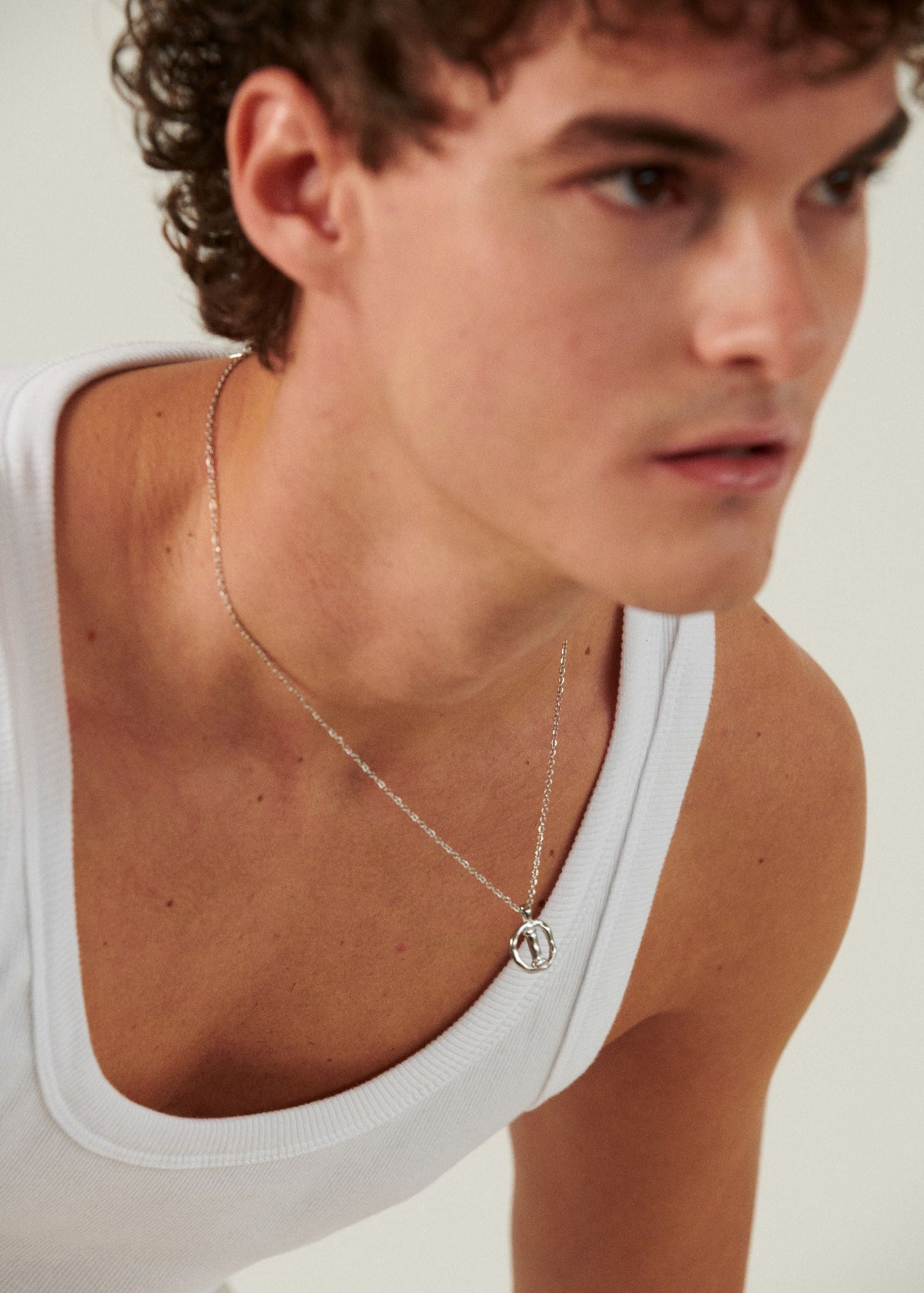 I / PLATA - THE IDENTITY